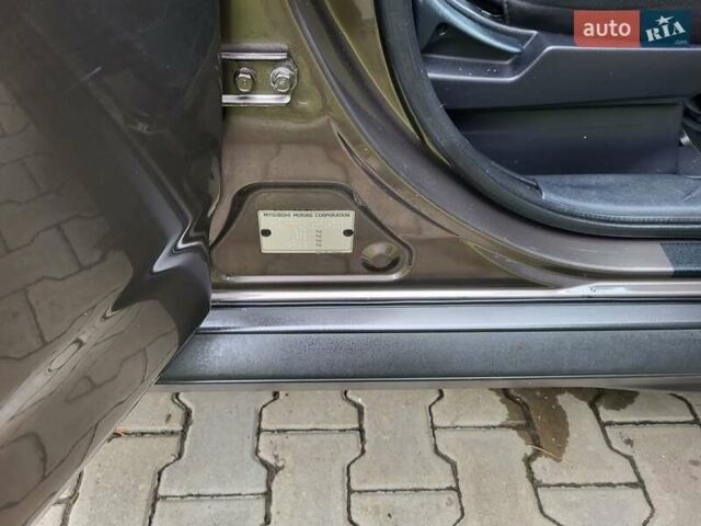 Коричневый Мицубиси Аутлендер ХЛ, объемом двигателя 2 л и пробегом 253 тыс. км за 9888 $, фото 106 на Automoto.ua