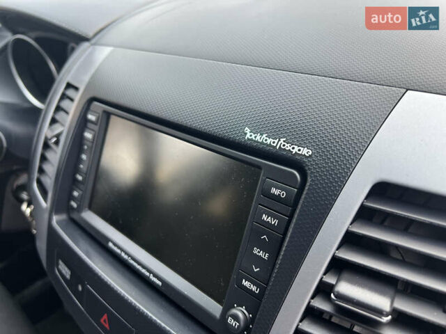 Коричневый Мицубиси Аутлендер ХЛ, объемом двигателя 2.2 л и пробегом 259 тыс. км за 12300 $, фото 17 на Automoto.ua