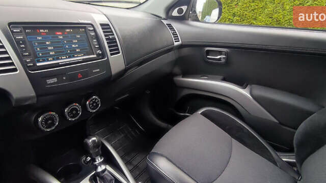 Коричневый Мицубиси Аутлендер ХЛ, объемом двигателя 2.2 л и пробегом 259 тыс. км за 12300 $, фото 39 на Automoto.ua