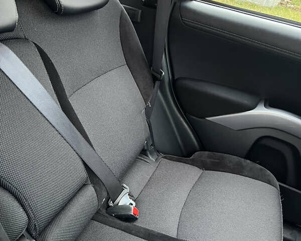 Коричневый Мицубиси Аутлендер ХЛ, объемом двигателя 2.2 л и пробегом 259 тыс. км за 12300 $, фото 6 на Automoto.ua