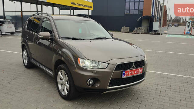 Коричневый Мицубиси Аутлендер ХЛ, объемом двигателя 2.2 л и пробегом 259 тыс. км за 12300 $, фото 32 на Automoto.ua