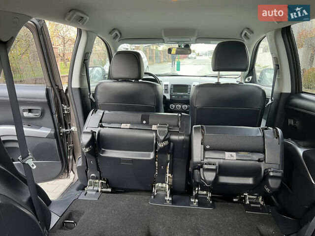 Коричневый Мицубиси Аутлендер ХЛ, объемом двигателя 2.2 л и пробегом 259 тыс. км за 12300 $, фото 12 на Automoto.ua