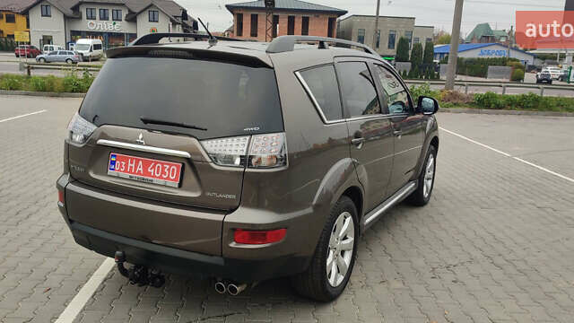 Коричневый Мицубиси Аутлендер ХЛ, объемом двигателя 2.2 л и пробегом 259 тыс. км за 12300 $, фото 27 на Automoto.ua
