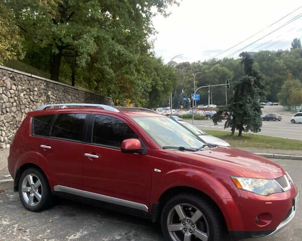 Мицубиси Аутлендер ХЛ 2008 в Киеве на Automoto.ua Красный Мицубиси Аутлендер ХЛ, объемом двигателя 2.4 л и пробегом 99 тыс. км за 11000 $, фото 20 на Automoto.ua