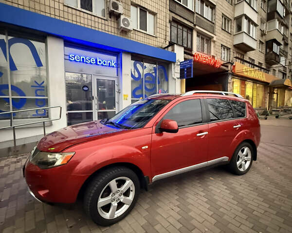 Мицубиси Аутлендер ХЛ 2008 в Киеве на Automoto.ua Красный Мицубиси Аутлендер ХЛ, объемом двигателя 2.4 л и пробегом 99 тыс. км за 11000 $, фото 6 на Automoto.ua