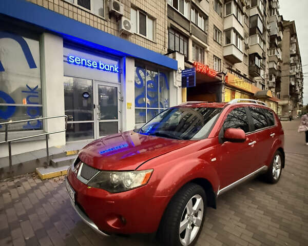 Мицубиси Аутлендер ХЛ 2008 в Киеве на Automoto.ua Красный Мицубиси Аутлендер ХЛ, объемом двигателя 2.4 л и пробегом 99 тыс. км за 11000 $, фото 5 на Automoto.ua