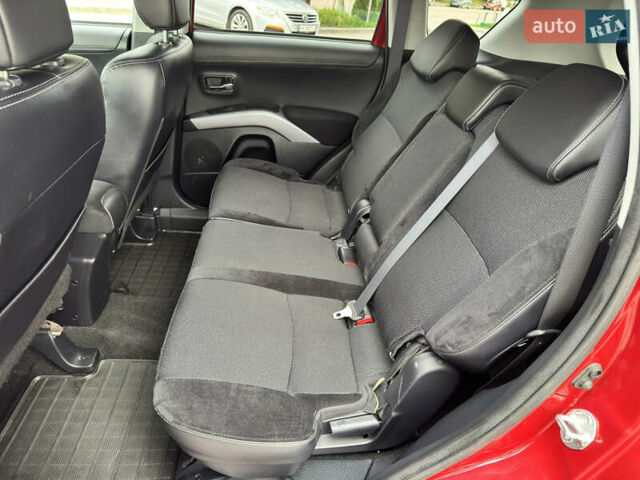 Красный Мицубиси Аутлендер ХЛ, объемом двигателя 2.2 л и пробегом 188 тыс. км за 10550 $, фото 14 на Automoto.ua