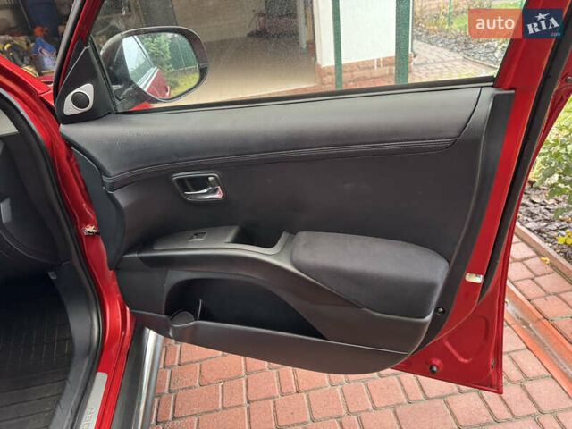 Красный Мицубиси Аутлендер ХЛ, объемом двигателя 2.2 л и пробегом 227 тыс. км за 11999 $, фото 54 на Automoto.ua