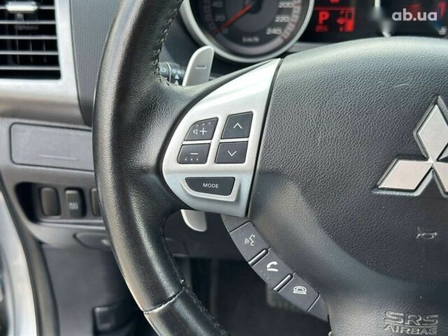 Міцубісі Аутлендер ХЛ, об'ємом двигуна 0 л та пробігом 249 тис. км за 8490 $, фото 20 на Automoto.ua