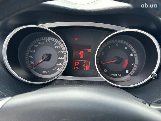 Міцубісі Аутлендер ХЛ, об'ємом двигуна 0 л та пробігом 249 тис. км за 8490 $, фото 22 на Automoto.ua