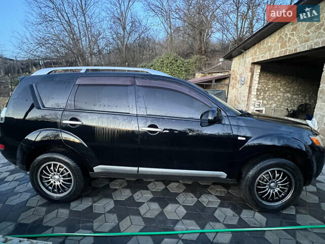 Мицубиси Аутлендер ХЛ, объемом двигателя 2 л и пробегом 288 тыс. км за 9200 $, фото 6 на Automoto.ua