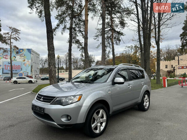 Міцубісі Аутлендер ХЛ, об'ємом двигуна 3 л та пробігом 195 тис. км за 10300 $, фото 2 на Automoto.ua