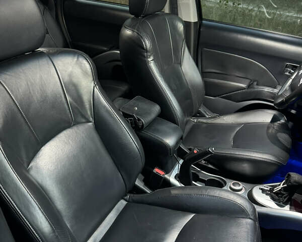 Мицубиси Аутлендер ХЛ, объемом двигателя 2.36 л и пробегом 237 тыс. км за 9000 $, фото 14 на Automoto.ua