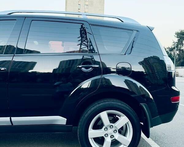 Мицубиси Аутлендер ХЛ, объемом двигателя 2.36 л и пробегом 237 тыс. км за 9000 $, фото 11 на Automoto.ua