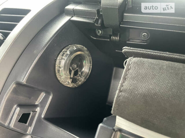 Міцубісі Аутлендер ХЛ, об'ємом двигуна 2 л та пробігом 215 тис. км за 10999 $, фото 22 на Automoto.ua