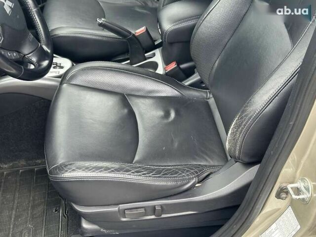 Мицубиси Аутлендер ХЛ, объемом двигателя 0 л и пробегом 241 тыс. км за 8490 $, фото 16 на Automoto.ua