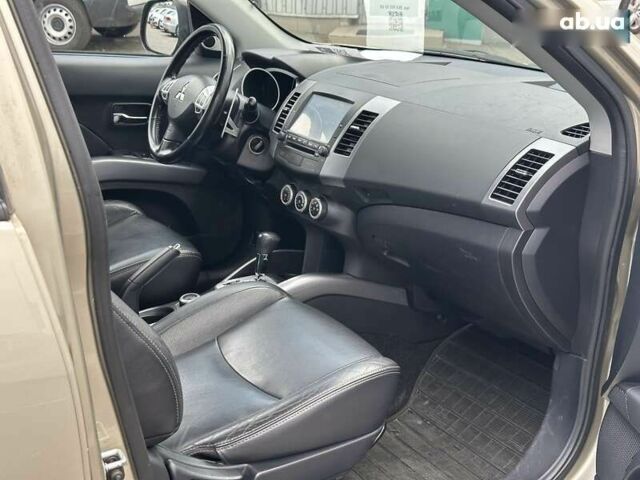 Мицубиси Аутлендер ХЛ, объемом двигателя 0 л и пробегом 241 тыс. км за 8490 $, фото 27 на Automoto.ua