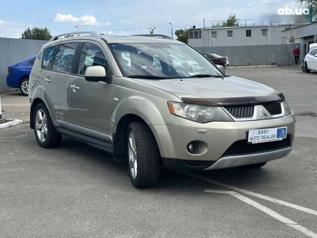 Мицубиси Аутлендер ХЛ, объемом двигателя 0 л и пробегом 241 тыс. км за 8490 $, фото 2 на Automoto.ua