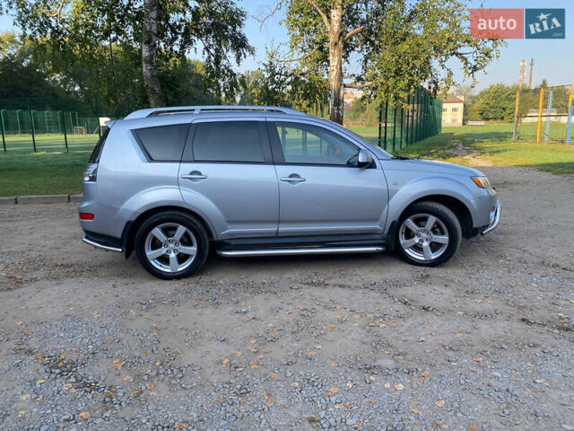 Мицубиси Аутлендер ХЛ, объемом двигателя 2.36 л и пробегом 177 тыс. км за 9200 $, фото 12 на Automoto.ua