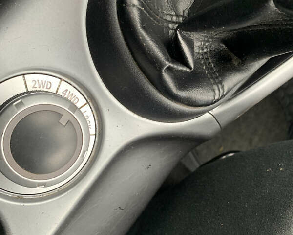 Сірий Міцубісі Аутлендер ХЛ, об'ємом двигуна 2 л та пробігом 310 тис. км за 6999 $, фото 19 на Automoto.ua