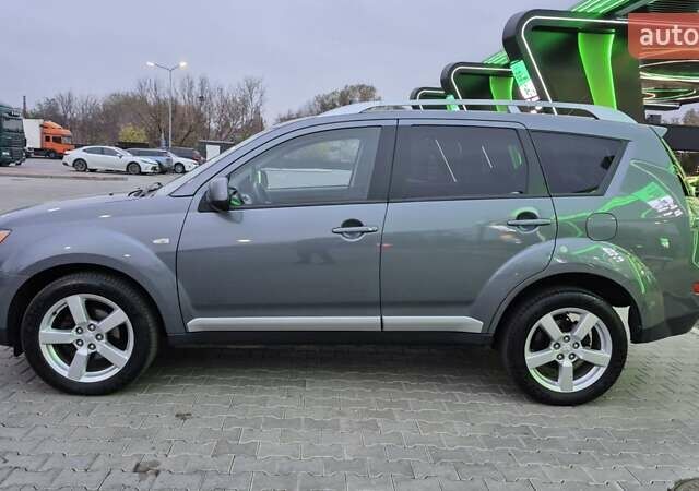 Серый Мицубиси Аутлендер ХЛ, объемом двигателя 2.2 л и пробегом 268 тыс. км за 8999 $, фото 15 на Automoto.ua