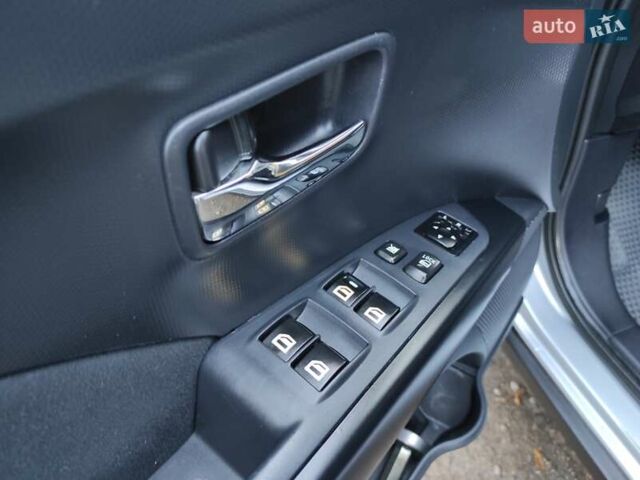 Сірий Міцубісі Аутлендер ХЛ, об'ємом двигуна 2.4 л та пробігом 307 тис. км за 8399 $, фото 29 на Automoto.ua