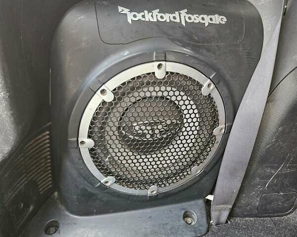 Серый Мицубиси Аутлендер ХЛ, объемом двигателя 2 л и пробегом 450 тыс. км за 4600 $, фото 16 на Automoto.ua