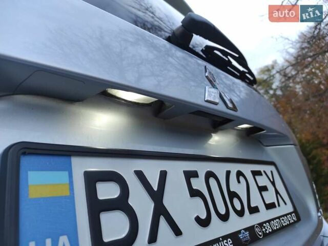 Сірий Міцубісі Аутлендер ХЛ, об'ємом двигуна 2.4 л та пробігом 307 тис. км за 8399 $, фото 17 на Automoto.ua