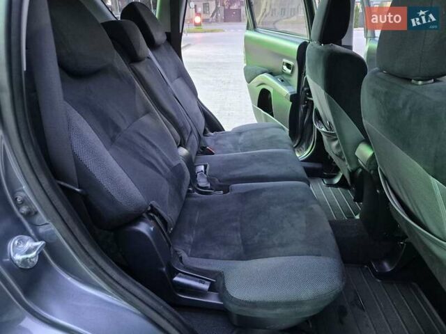 Серый Мицубиси Аутлендер ХЛ, объемом двигателя 2.2 л и пробегом 268 тыс. км за 8999 $, фото 52 на Automoto.ua