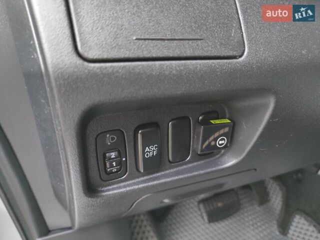 Сірий Міцубісі Аутлендер ХЛ, об'ємом двигуна 2.4 л та пробігом 307 тис. км за 8399 $, фото 32 на Automoto.ua