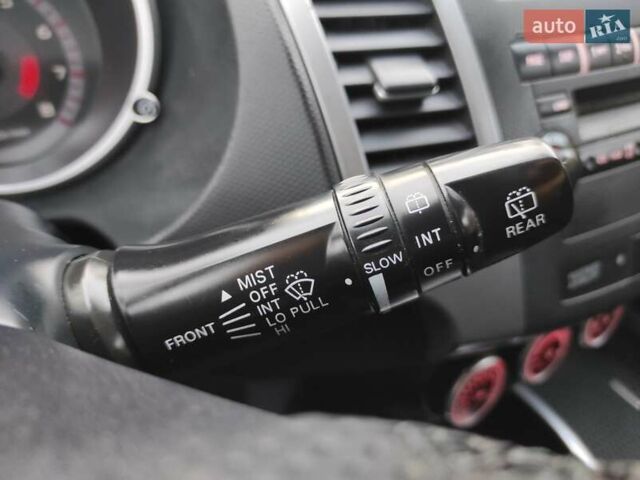 Серый Мицубиси Аутлендер ХЛ, объемом двигателя 2.4 л и пробегом 307 тыс. км за 8299 $, фото 57 на Automoto.ua