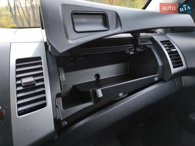 Сірий Міцубісі Аутлендер ХЛ, об'ємом двигуна 2.4 л та пробігом 307 тис. км за 8399 $, фото 68 на Automoto.ua