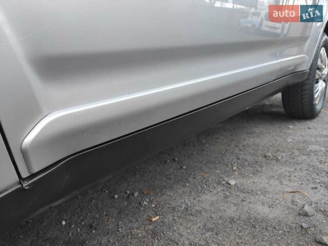 Сірий Міцубісі Аутлендер ХЛ, об'ємом двигуна 2.4 л та пробігом 307 тис. км за 8399 $, фото 10 на Automoto.ua