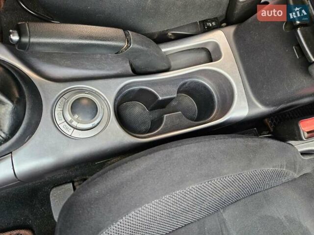 Серый Мицубиси Аутлендер ХЛ, объемом двигателя 2 л и пробегом 450 тыс. км за 4600 $, фото 14 на Automoto.ua