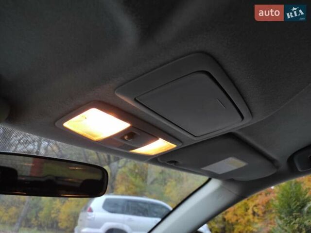 Сірий Міцубісі Аутлендер ХЛ, об'ємом двигуна 2.4 л та пробігом 307 тис. км за 8399 $, фото 69 на Automoto.ua