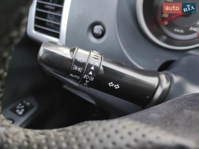 Сірий Міцубісі Аутлендер ХЛ, об'ємом двигуна 2.4 л та пробігом 307 тис. км за 8399 $, фото 59 на Automoto.ua