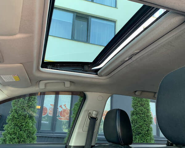 Сірий Міцубісі Аутлендер ХЛ, об'ємом двигуна 2.4 л та пробігом 217 тис. км за 9000 $, фото 22 на Automoto.ua