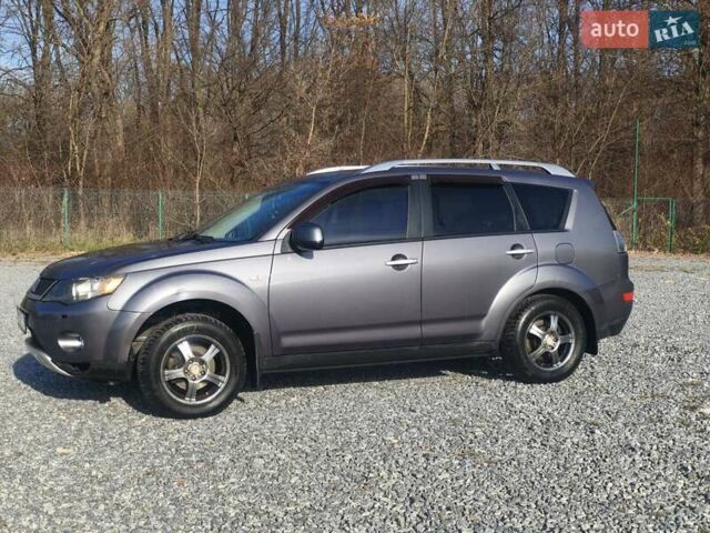 Сірий Міцубісі Аутлендер ХЛ, об'ємом двигуна 3 л та пробігом 182 тис. км за 6800 $, фото 6 на Automoto.ua