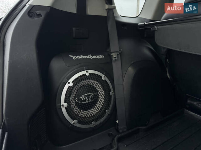 Серый Мицубиси Аутлендер ХЛ, объемом двигателя 3 л и пробегом 195 тыс. км за 10300 $, фото 17 на Automoto.ua