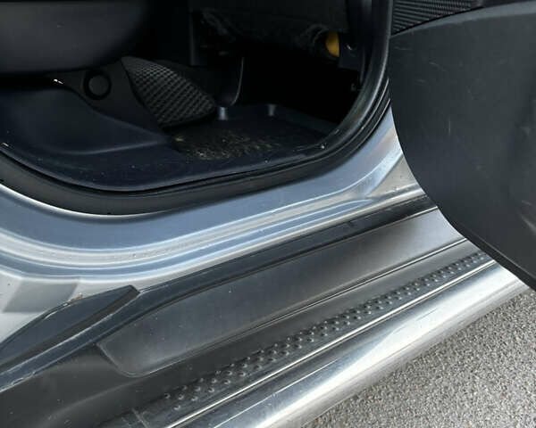 Серый Мицубиси Аутлендер ХЛ, объемом двигателя 2.36 л и пробегом 177 тыс. км за 8750 $, фото 33 на Automoto.ua