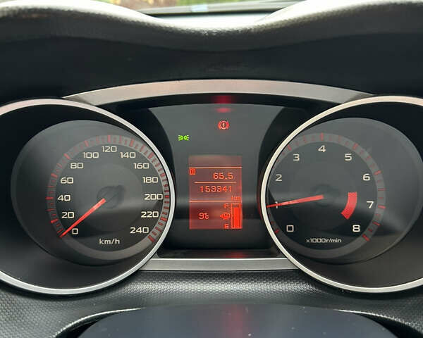 Серый Мицубиси Аутлендер ХЛ, объемом двигателя 2.36 л и пробегом 153 тыс. км за 11500 $, фото 15 на Automoto.ua