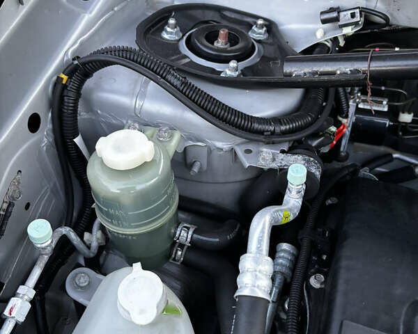 Серый Мицубиси Аутлендер ХЛ, объемом двигателя 2.36 л и пробегом 177 тыс. км за 8750 $, фото 40 на Automoto.ua