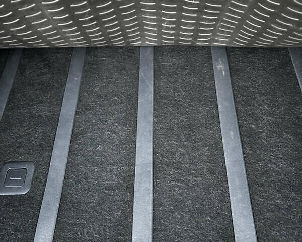 Серый Мицубиси Аутлендер ХЛ, объемом двигателя 2.36 л и пробегом 177 тыс. км за 8750 $, фото 57 на Automoto.ua