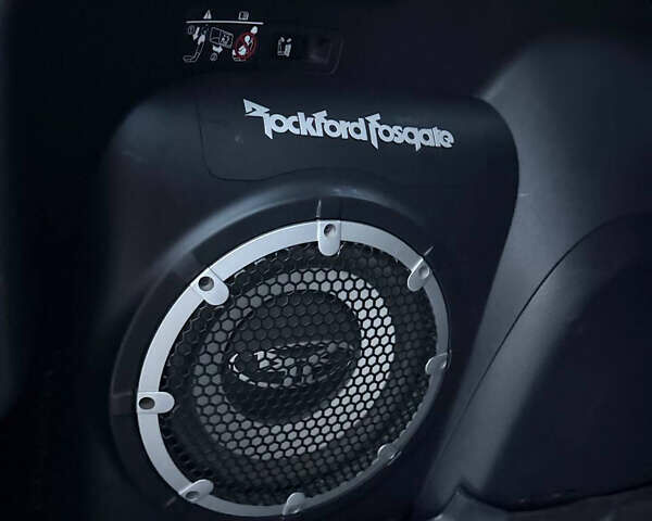 Сірий Міцубісі Аутлендер ХЛ, об'ємом двигуна 3 л та пробігом 132 тис. км за 9600 $, фото 11 на Automoto.ua