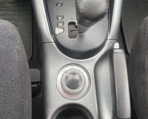 Серый Мицубиси Аутлендер ХЛ, объемом двигателя 2.4 л и пробегом 182 тыс. км за 9800 $, фото 22 на Automoto.ua