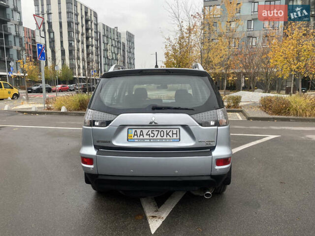 Серый Мицубиси Аутлендер ХЛ, объемом двигателя 2.4 л и пробегом 182 тыс. км за 9800 $, фото 11 на Automoto.ua