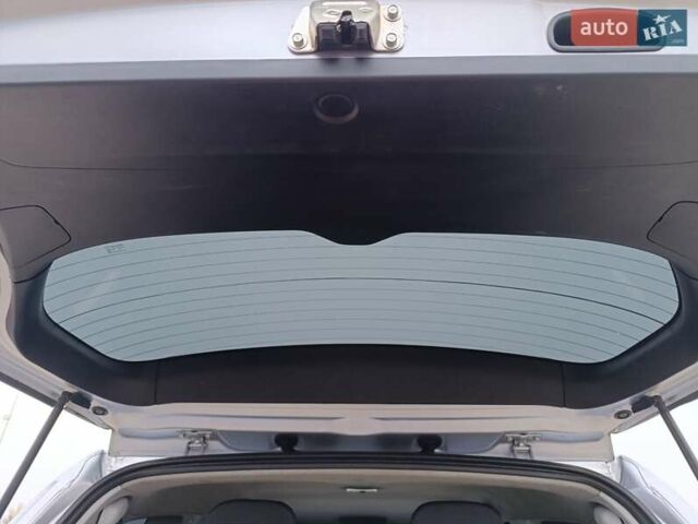 Серый Мицубиси Аутлендер ХЛ, объемом двигателя 2 л и пробегом 209 тыс. км за 9555 $, фото 39 на Automoto.ua