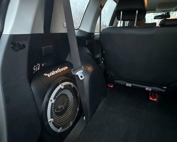 Сірий Міцубісі Аутлендер ХЛ, об'ємом двигуна 2.2 л та пробігом 259 тис. км за 11500 $, фото 21 на Automoto.ua