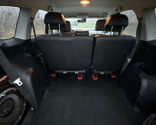 Сірий Міцубісі Аутлендер ХЛ, об'ємом двигуна 2.2 л та пробігом 259 тис. км за 11500 $, фото 19 на Automoto.ua