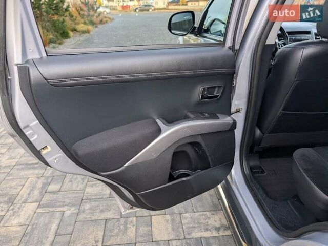 Сірий Міцубісі Аутлендер ХЛ, об'ємом двигуна 2.2 л та пробігом 266 тис. км за 11250 $, фото 50 на Automoto.ua